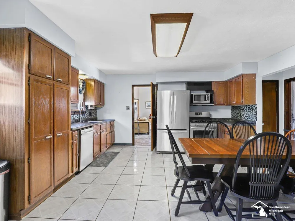 978 Streetman Street Erie Township, MI 48133
