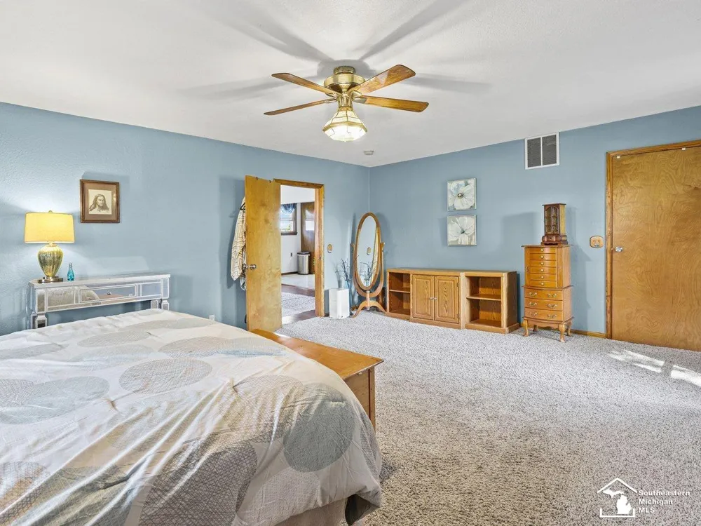 978 Streetman Street Erie Township, MI 48133