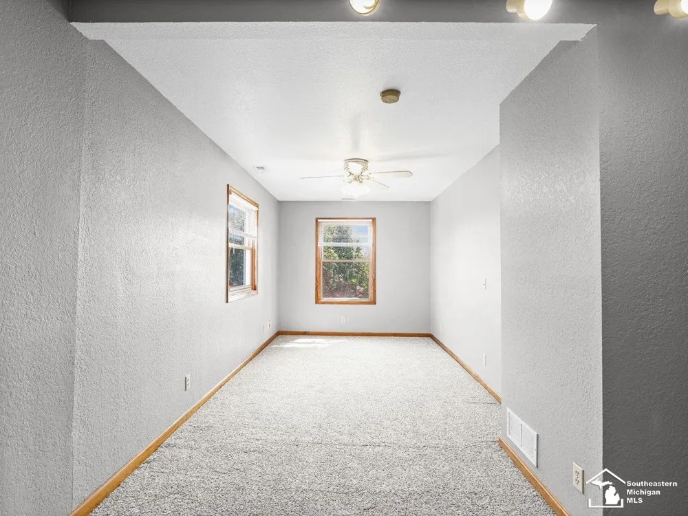 978 Streetman Street Erie Township, MI 48133