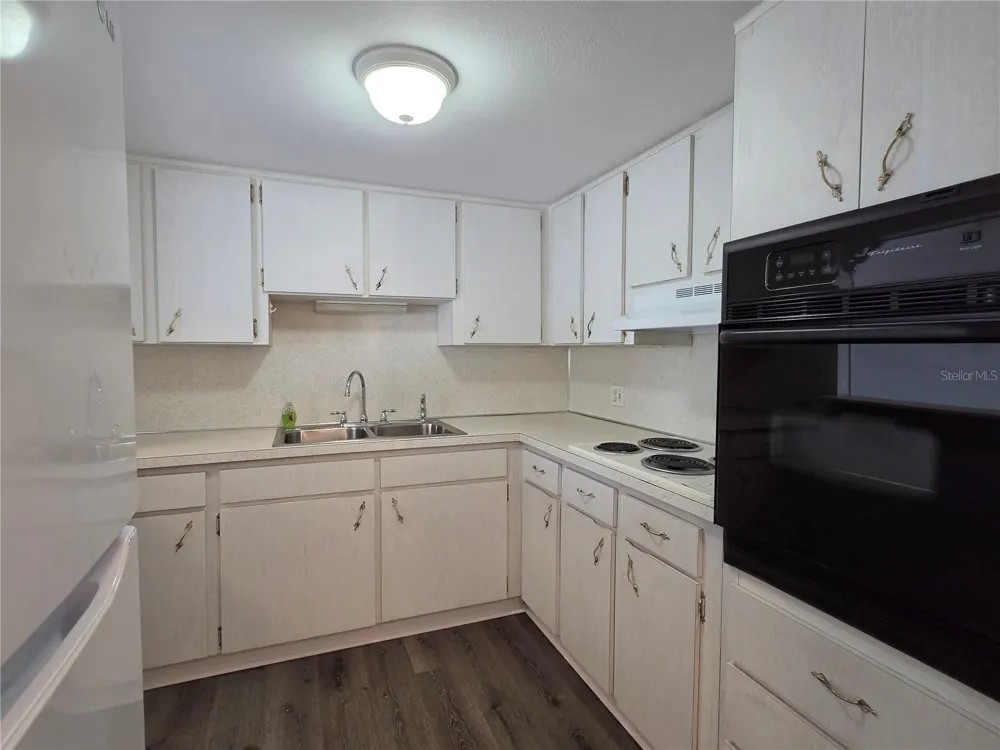 2459 COLUMBIA DRIVE #47 Clearwater, FL 33763