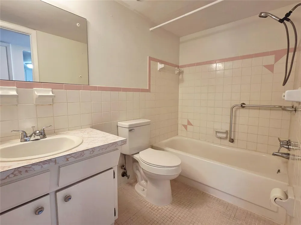 2459 COLUMBIA DRIVE #47 Clearwater, FL 33763