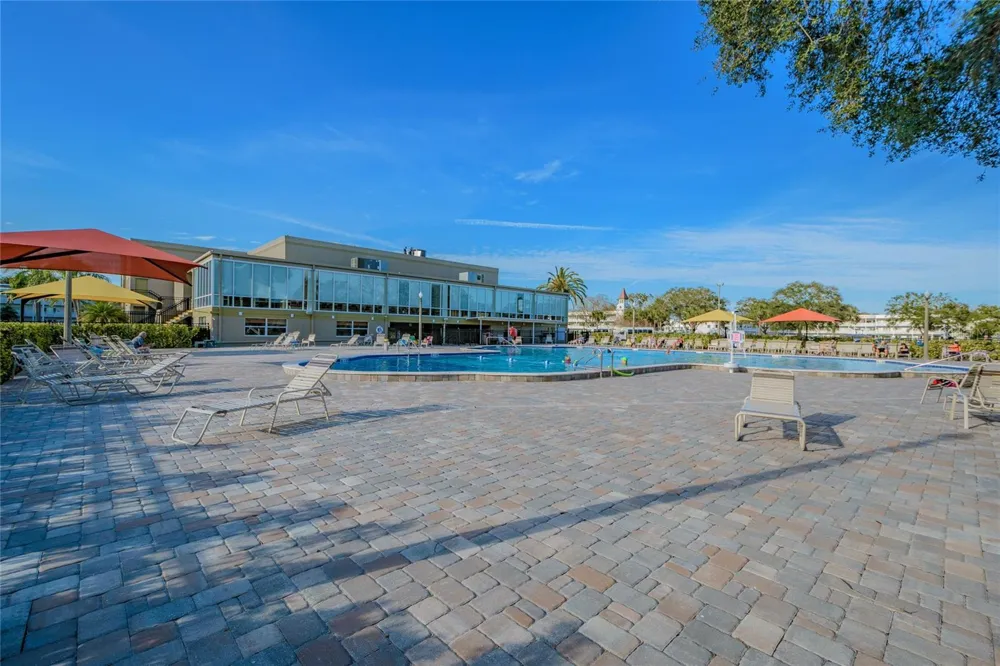 2459 COLUMBIA DRIVE #47 Clearwater, FL 33763