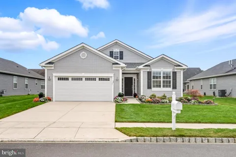 52 KIPPEN DRIVE