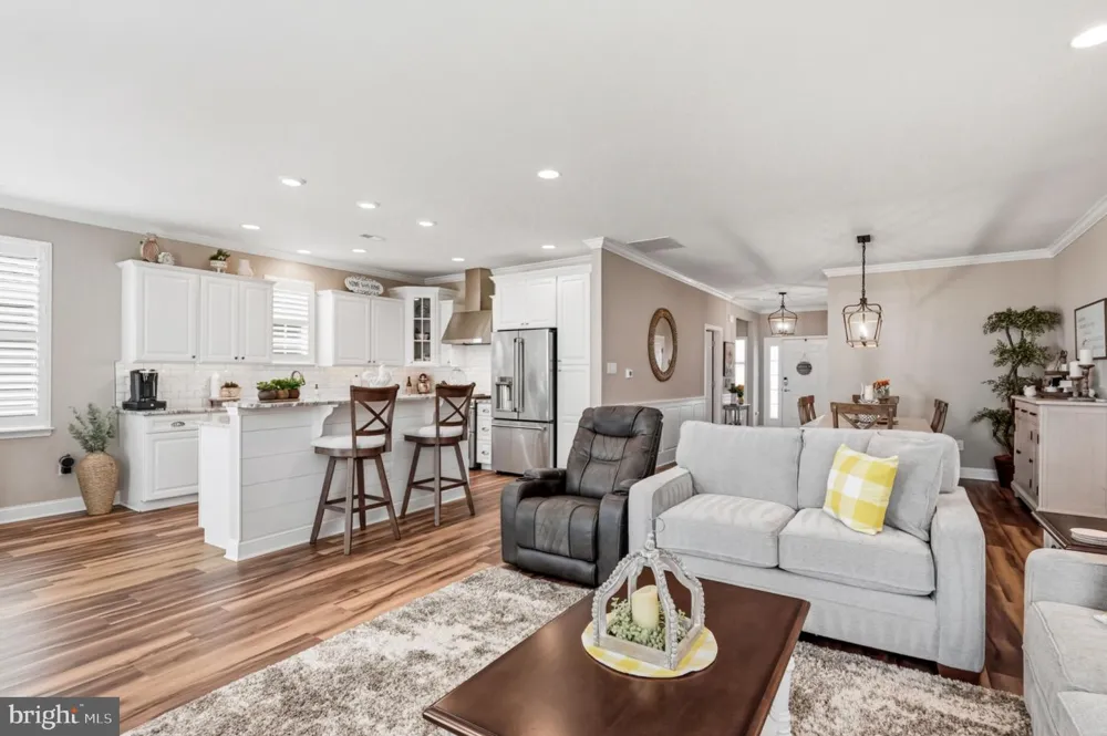 52 KIPPEN DRIVE Williamstown, NJ 08094