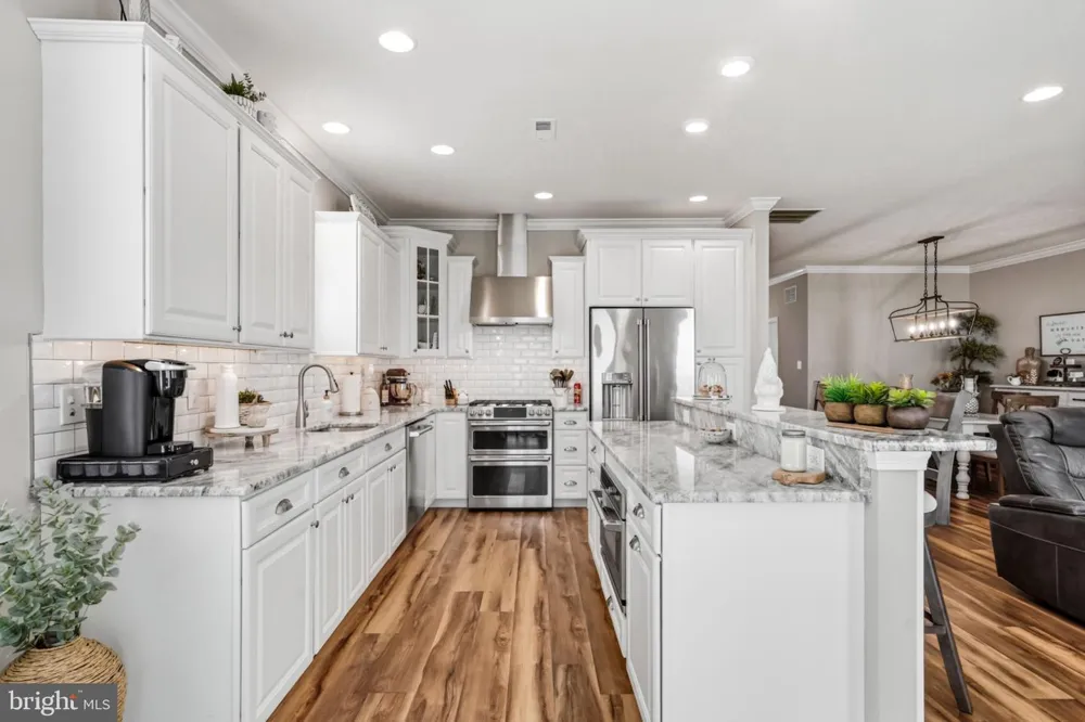 52 KIPPEN DRIVE Williamstown, NJ 08094
