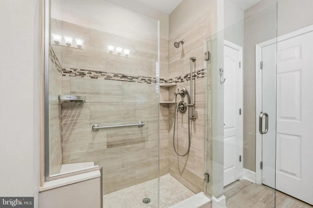 52 KIPPEN DRIVE Williamstown, NJ 08094