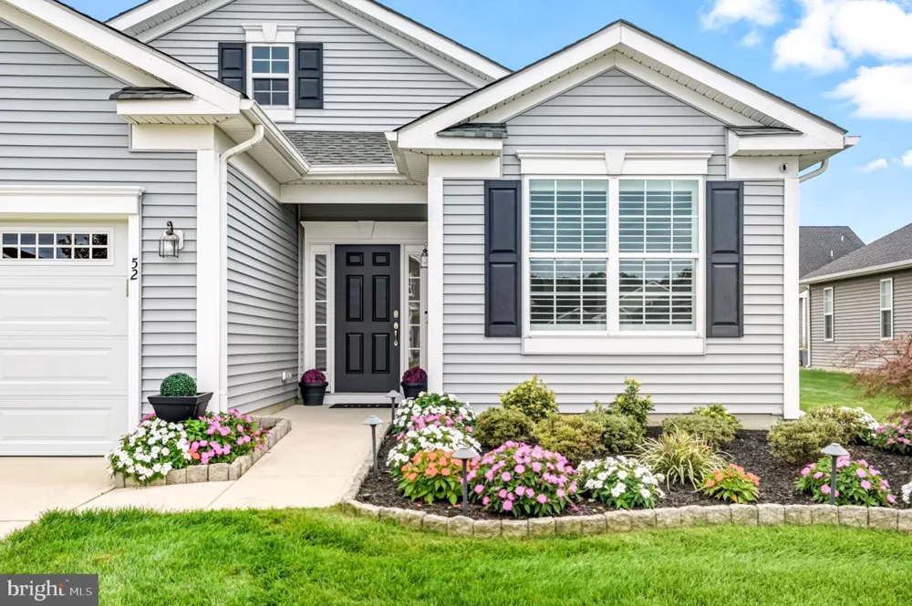52 KIPPEN DRIVE Williamstown, NJ 08094
