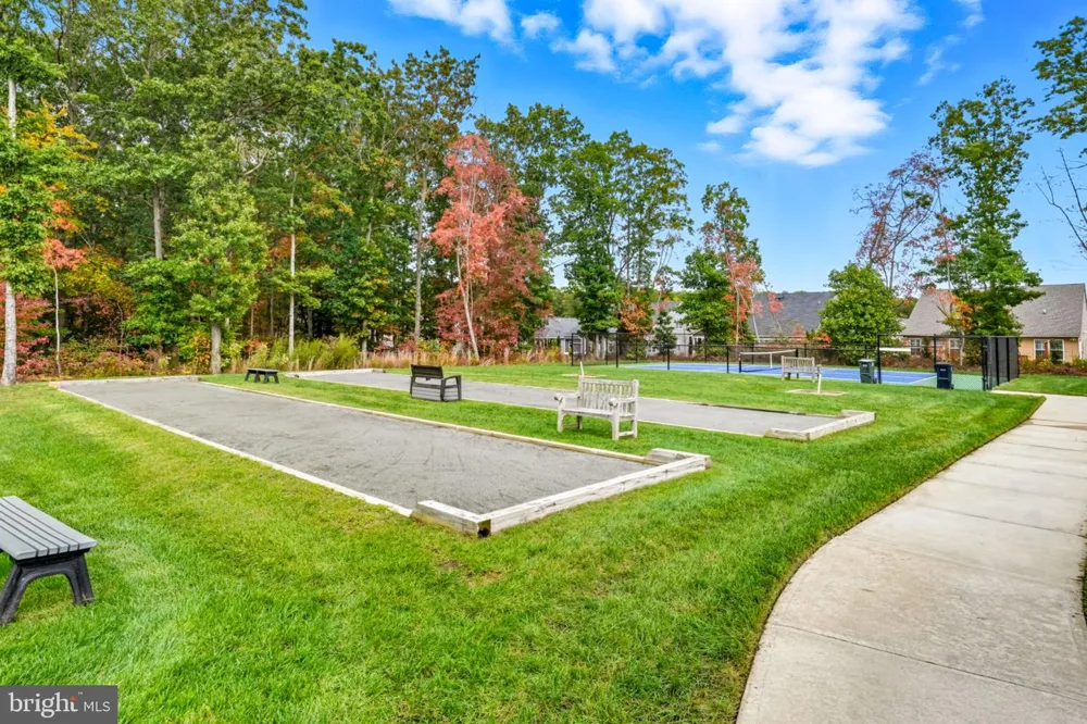 52 KIPPEN DRIVE Williamstown, NJ 08094