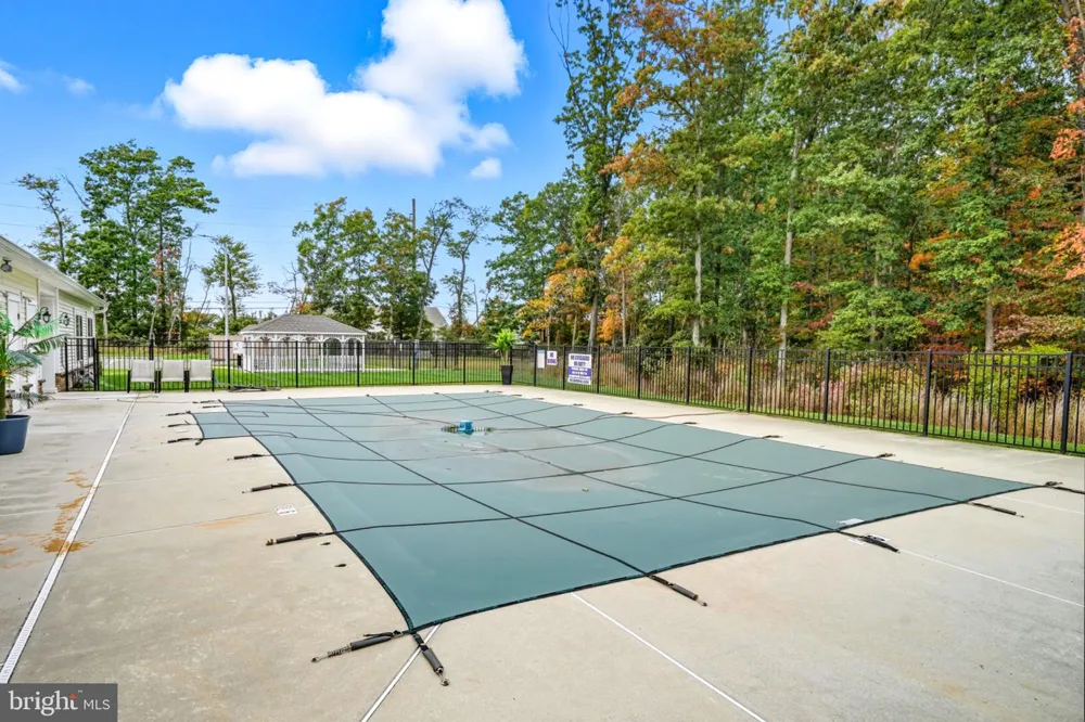 52 KIPPEN DRIVE Williamstown, NJ 08094