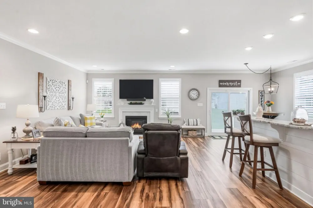 52 KIPPEN DRIVE Williamstown, NJ 08094