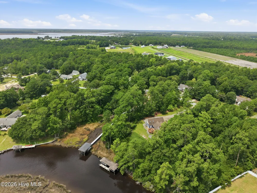 254 White Oak Bluff Road Stella, NC 28582