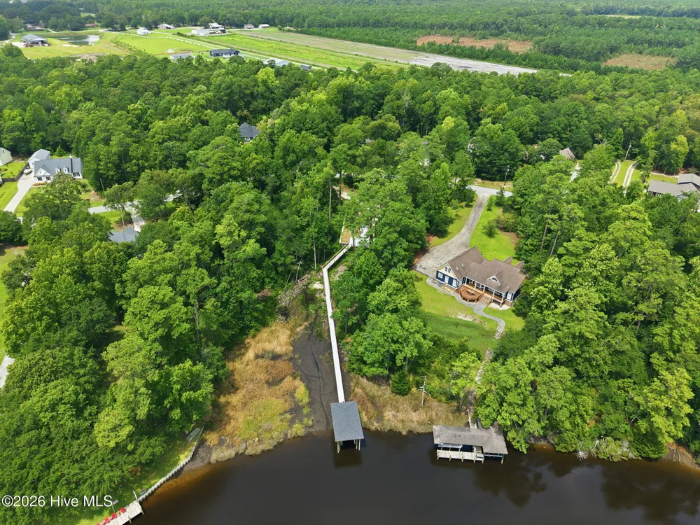 254 White Oak Bluff Road Stella, NC 28582
