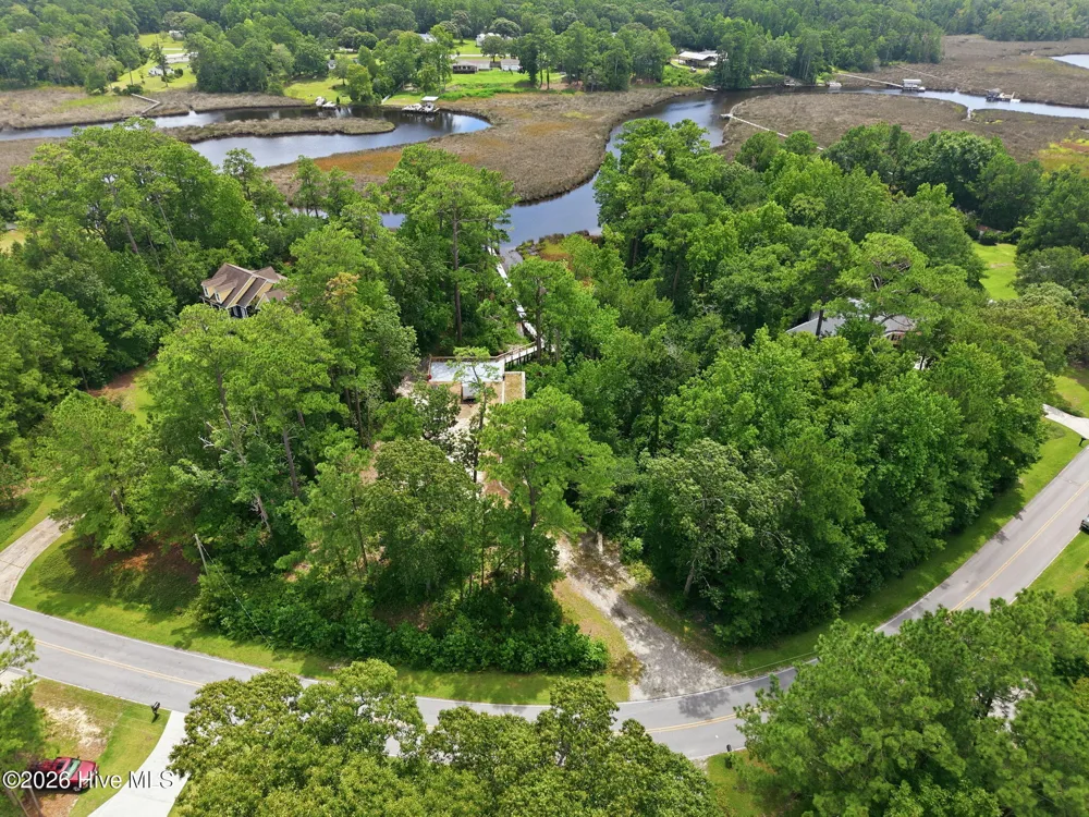 254 White Oak Bluff Road Stella, NC 28582