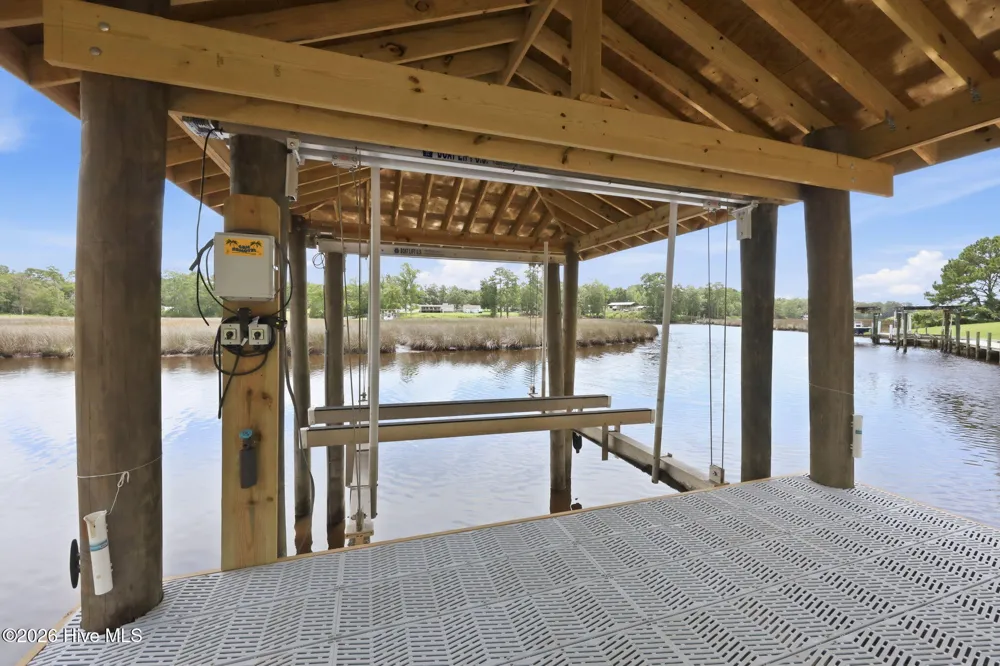 254 White Oak Bluff Road Stella, NC 28582