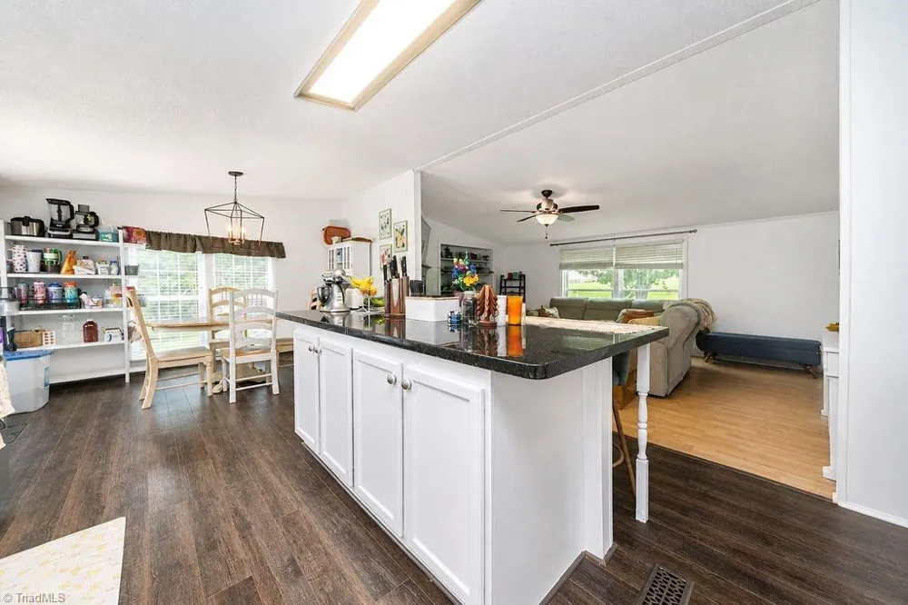 327 E Carter Mill Road Elkin, NC 28621