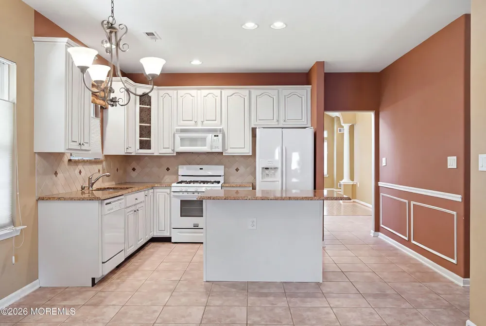 2 Falstaff Drive Manchester, NJ 08759