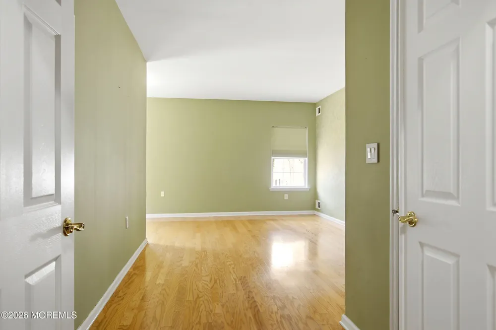 2 Falstaff Drive Manchester, NJ 08759