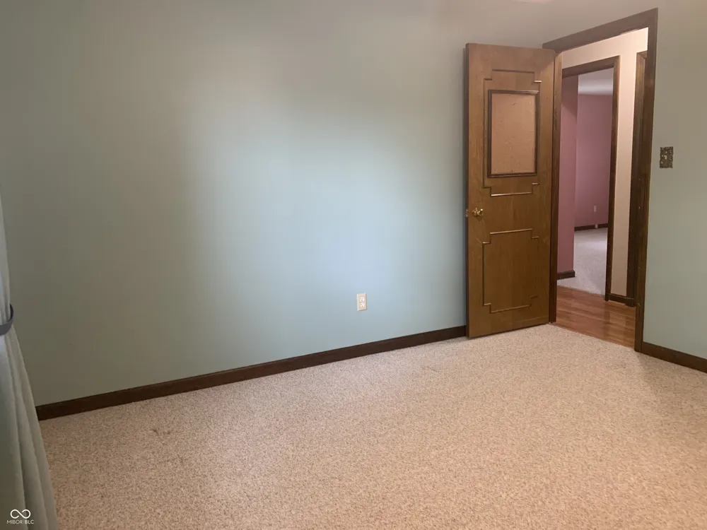 3311 Taylor Road Columbus, IN 47203