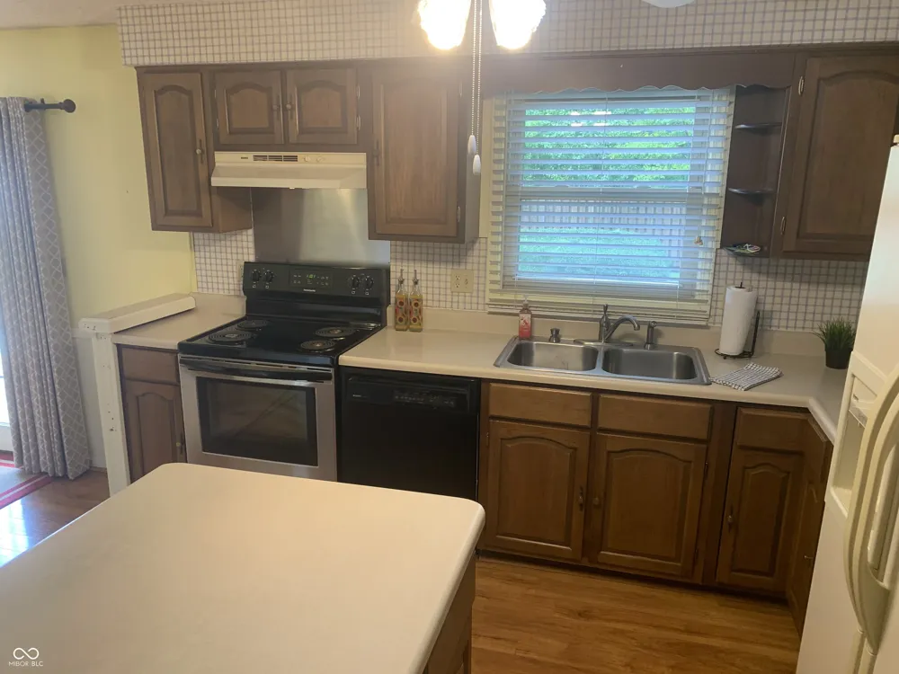 3311 Taylor Road Columbus, IN 47203