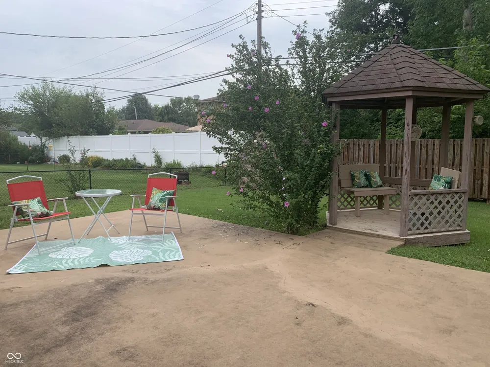 3311 Taylor Road Columbus, IN 47203