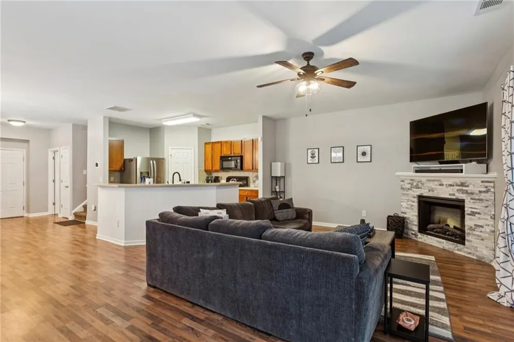 2566 Willow Grove Road NW Acworth, GA 30101