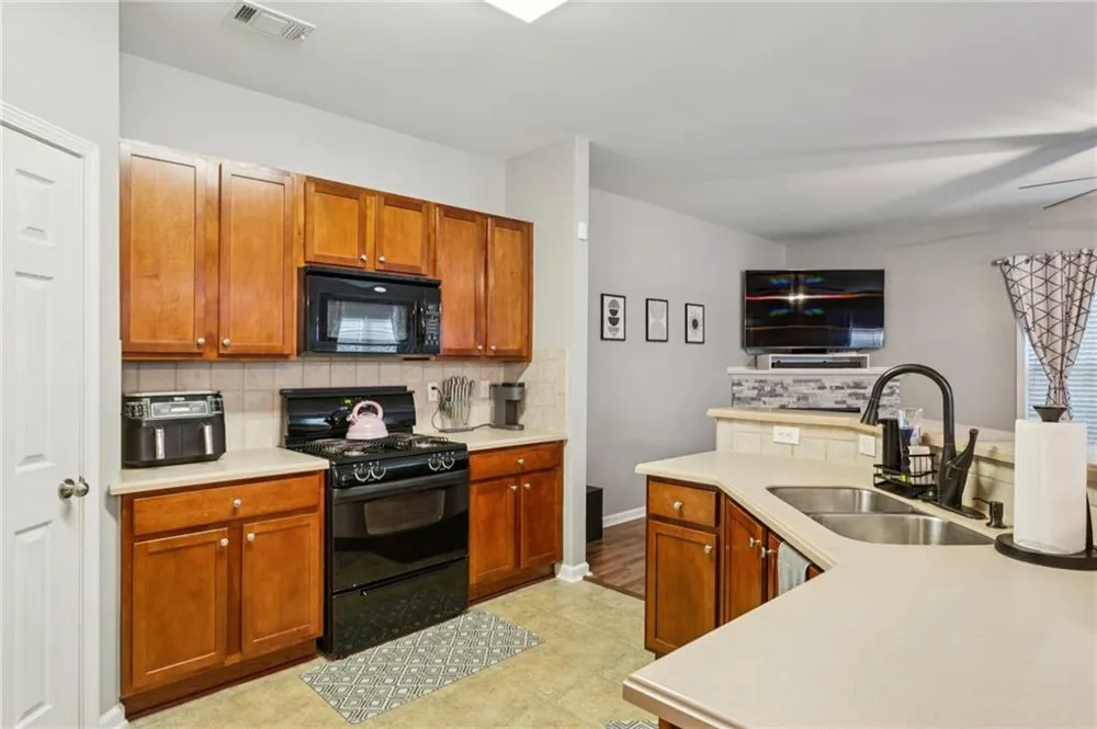 2566 Willow Grove Road NW Acworth, GA 30101