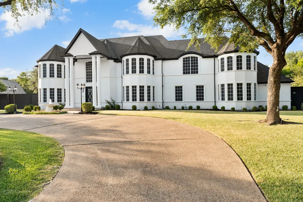 307 Meadow Drive Sunnyvale, TX 75182