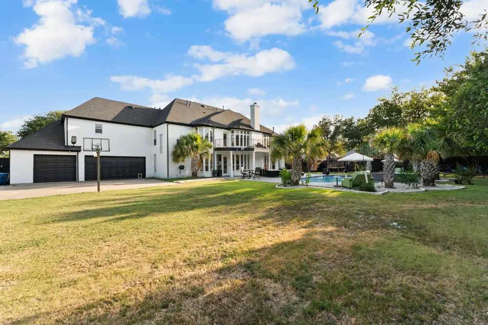 307 Meadow Drive Sunnyvale, TX 75182