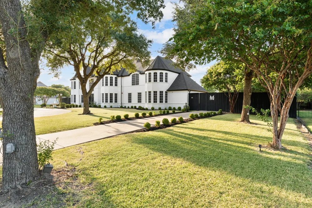 307 Meadow Drive Sunnyvale, TX 75182