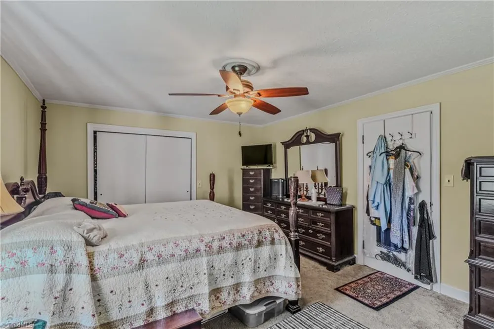 2252 Wards Gap Road Mount Airy, NC 27030