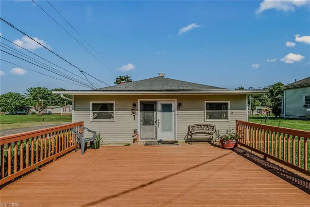 2252 Wards Gap Road Mount Airy, NC 27030