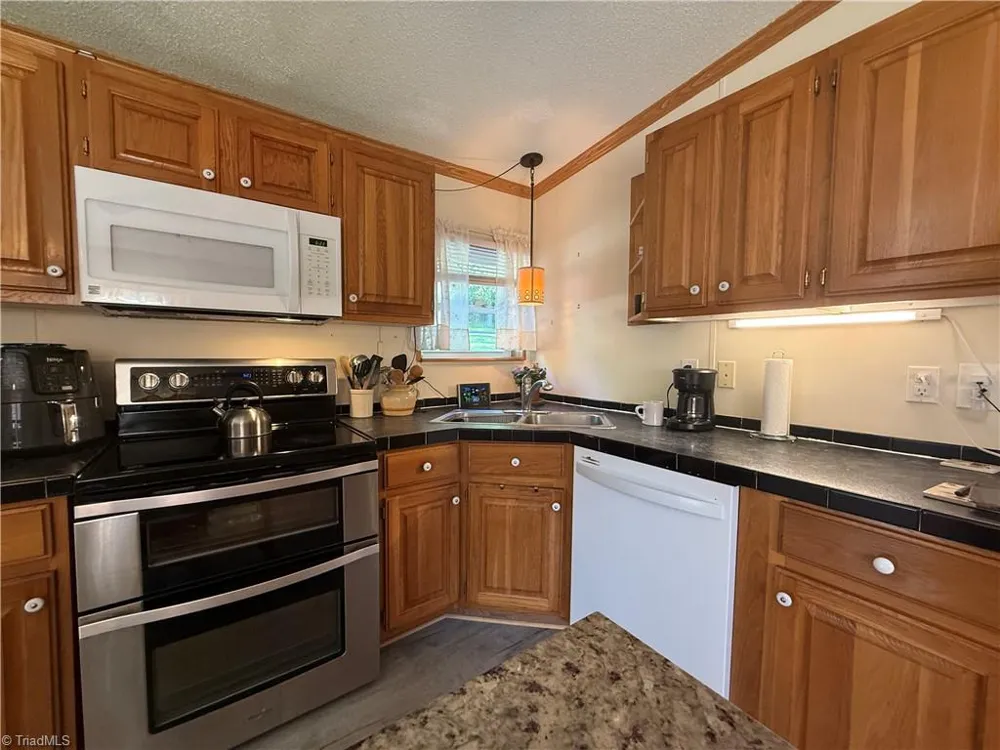 1022 Turnerspur Fancy Gap, VA 24328