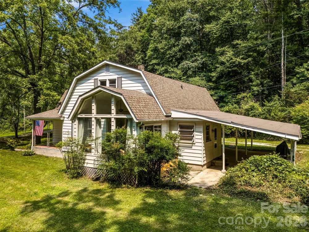 680 Pennsylvania Road Arden, NC 28704