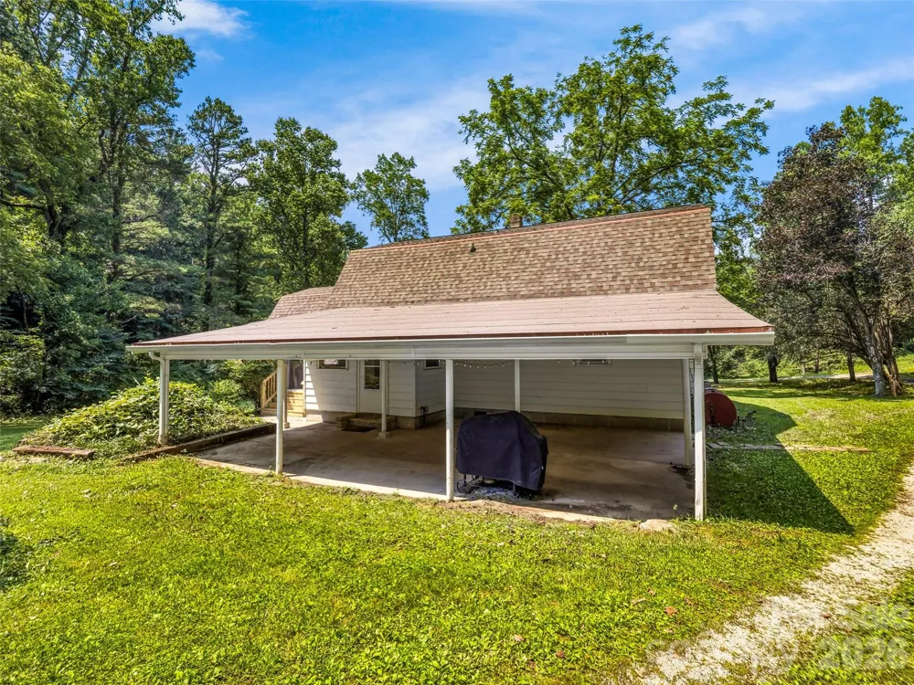 680 Pennsylvania Road Arden, NC 28704