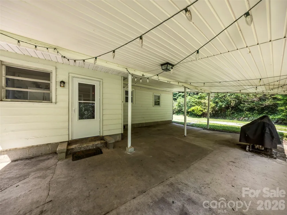 680 Pennsylvania Road Arden, NC 28704