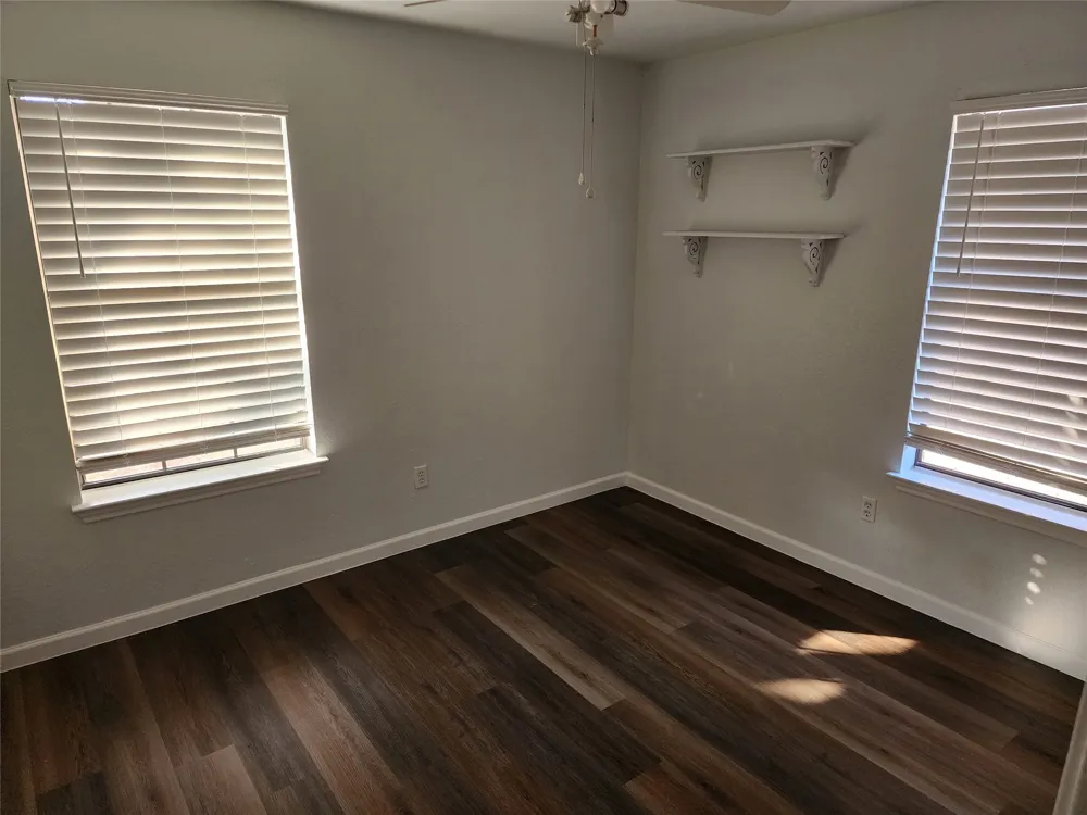 8240 Willis Lane Watauga, TX 76148