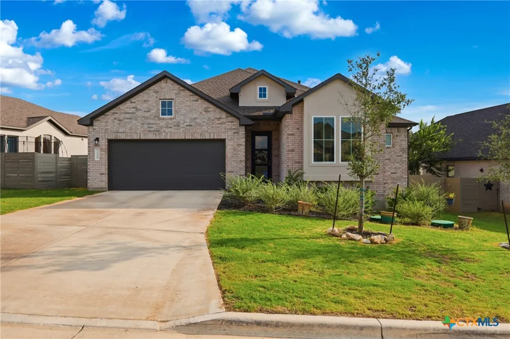 339 Sugarcane New Braunfels, TX 78132