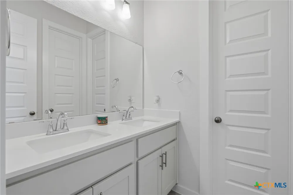 339 Sugarcane New Braunfels, TX 78132
