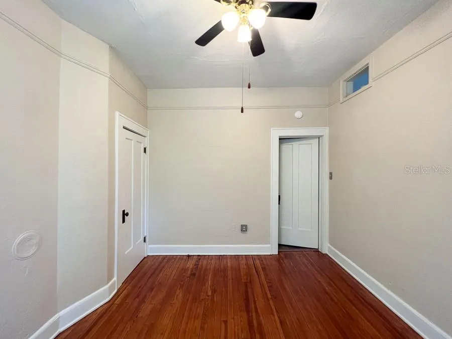 318 NE 2ND AVENUE #5 Gainesville, FL 32601