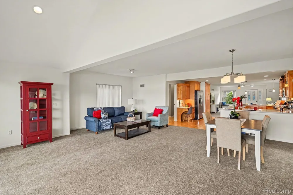 3506 Union Lake Road Commerce Charter Township, MI 48382