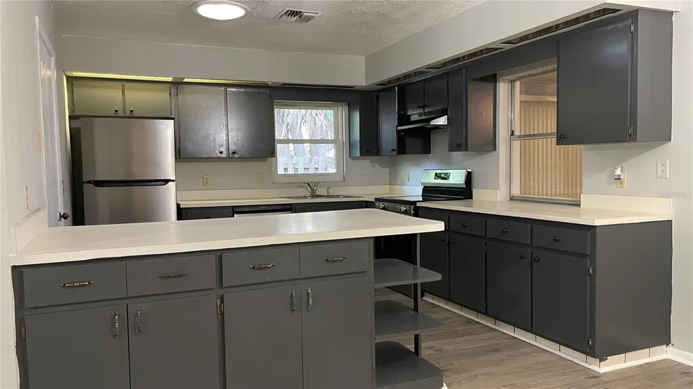 253 W LAKE INA DRIVE Winter Haven, FL 33884