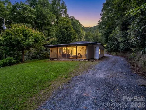 60 Owenby Cove Road