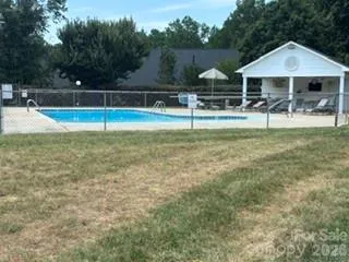 1007 21st Avenue NE Hickory, NC 28601