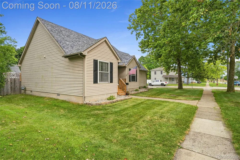 26312 Ypsilanti Street Flat Rock City, MI 48134