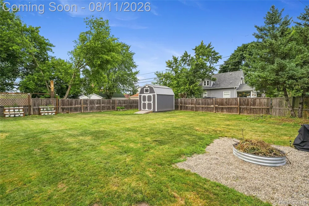 26312 Ypsilanti Street Flat Rock City, MI 48134