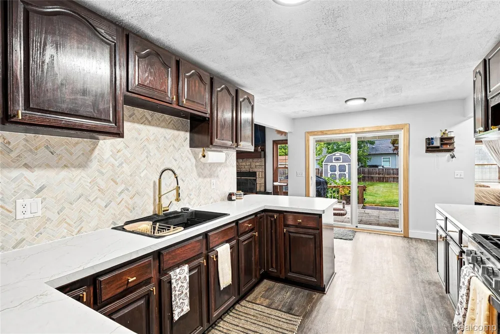 26312 Ypsilanti Street Flat Rock City, MI 48134