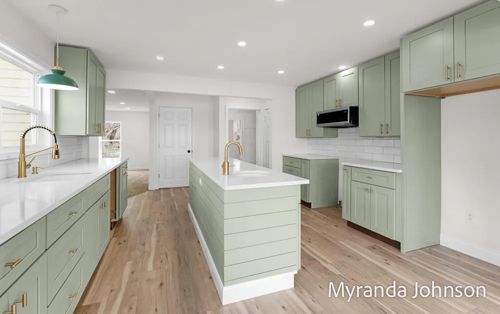 14661 Mercury Drive Grand Haven Charter Township, MI 49417