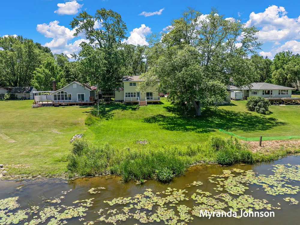 14661 Mercury Drive Grand Haven Charter Township, MI 49417