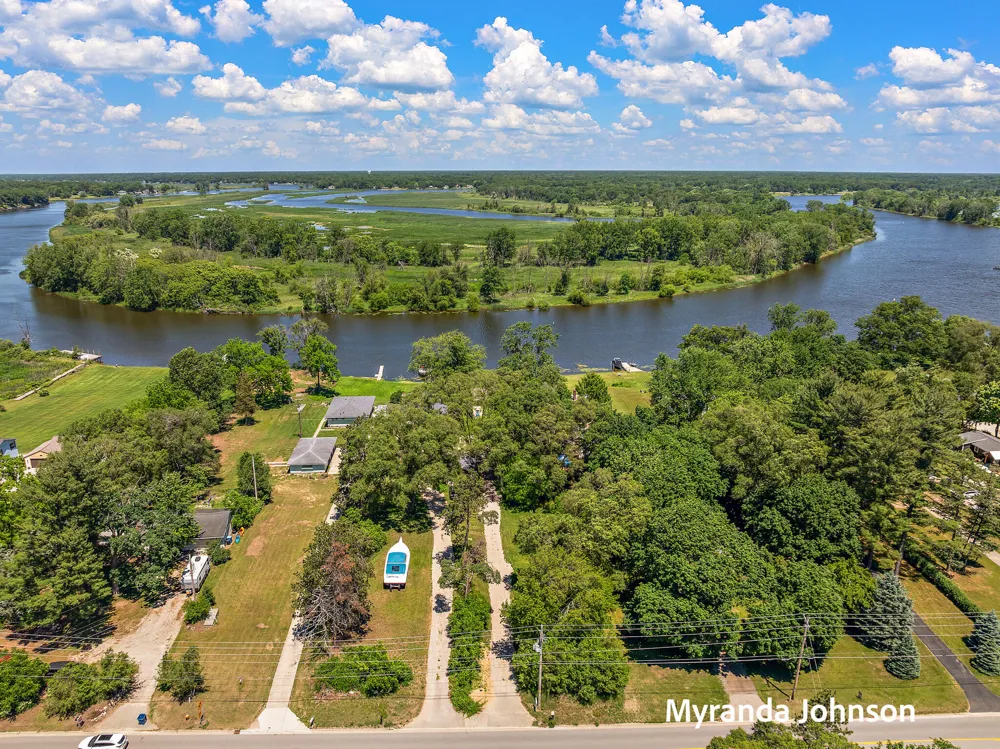 14661 Mercury Drive Grand Haven Charter Township, MI 49417