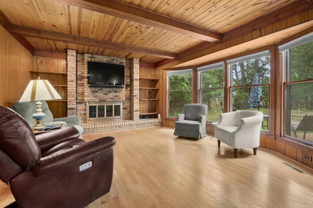 7534 Farmington Avenue Texas Charter Township, MI 49009